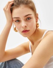 Pairs of hoop earrings - Image 2